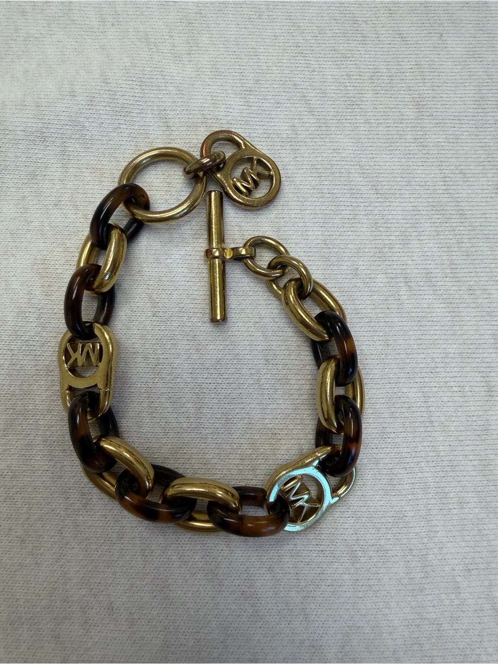 Michael Kors Gold & Tortoiseshell Chain Toggle Bracelet - Designer Style